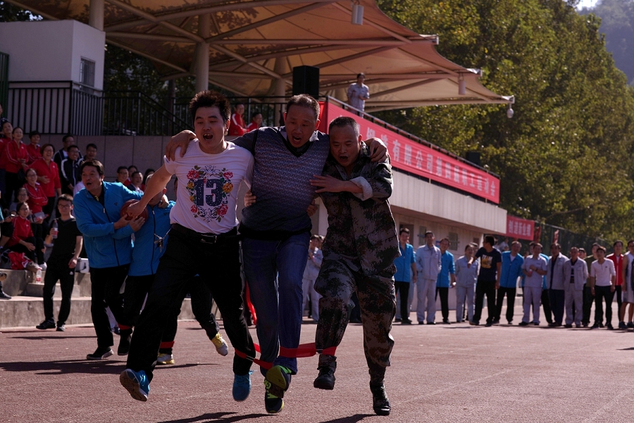 4949天空彩与你同行小说