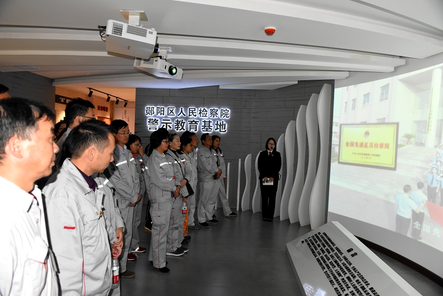 4949天空彩与你同行小说