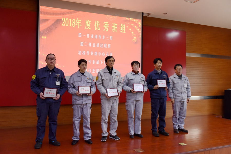 4949天空彩与你同行小说