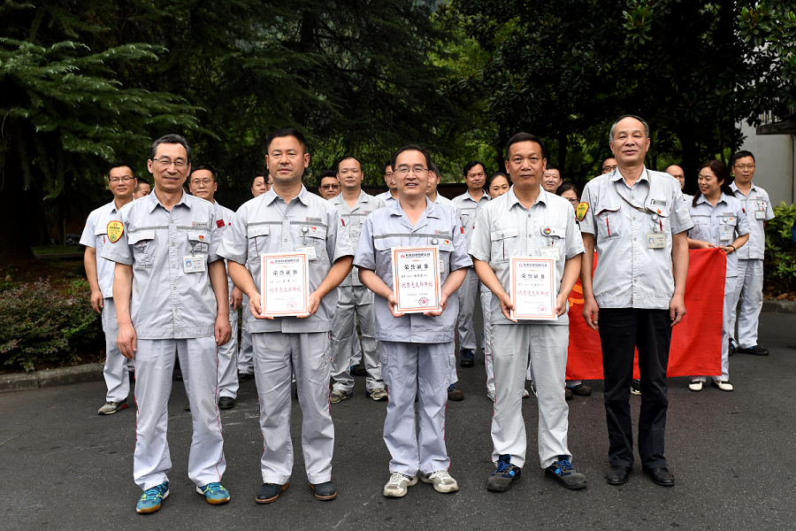 4949天空彩与你同行小说