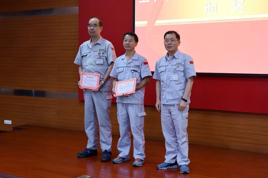 4949天空彩与你同行小说