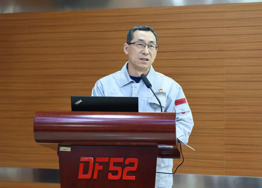4949天空彩与你同行小说