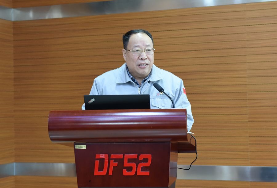 4949天空彩与你同行小说