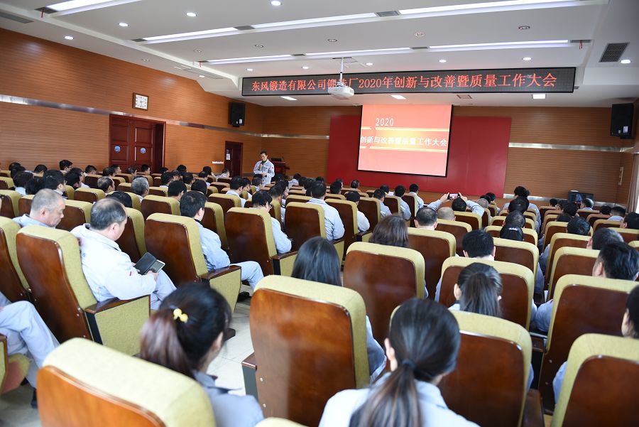 4949天空彩与你同行小说