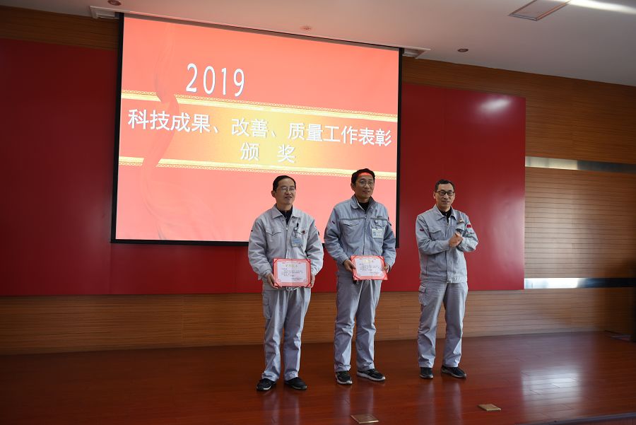 4949天空彩与你同行小说