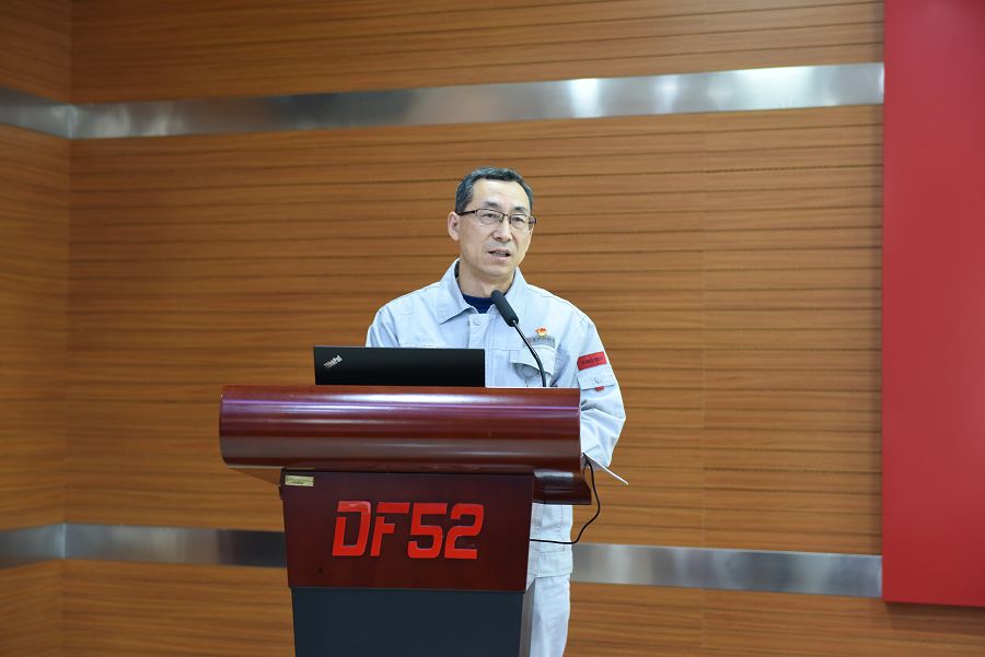 4949天空彩与你同行小说