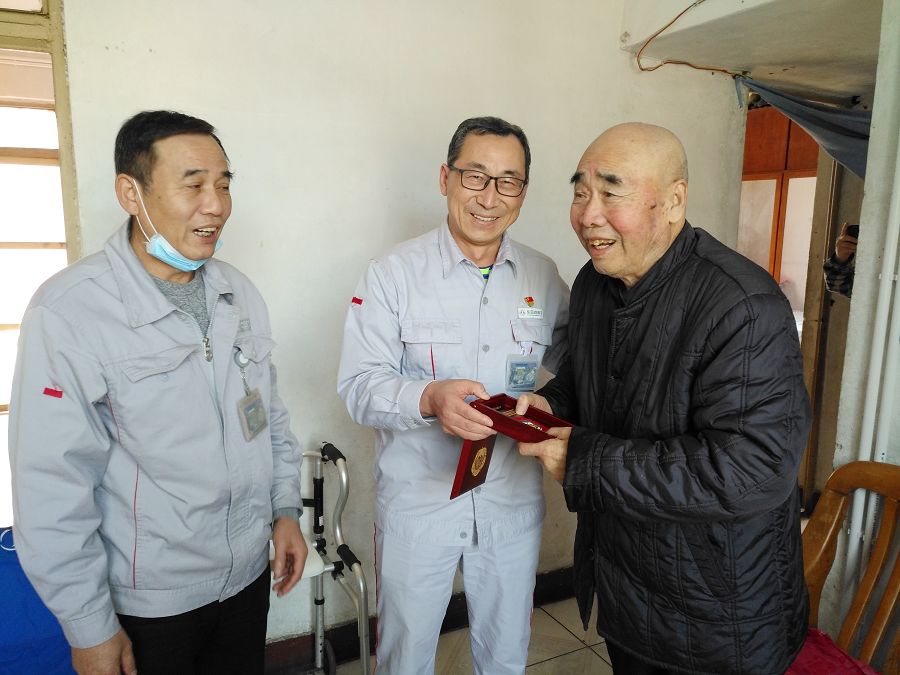 4949天空彩与你同行小说