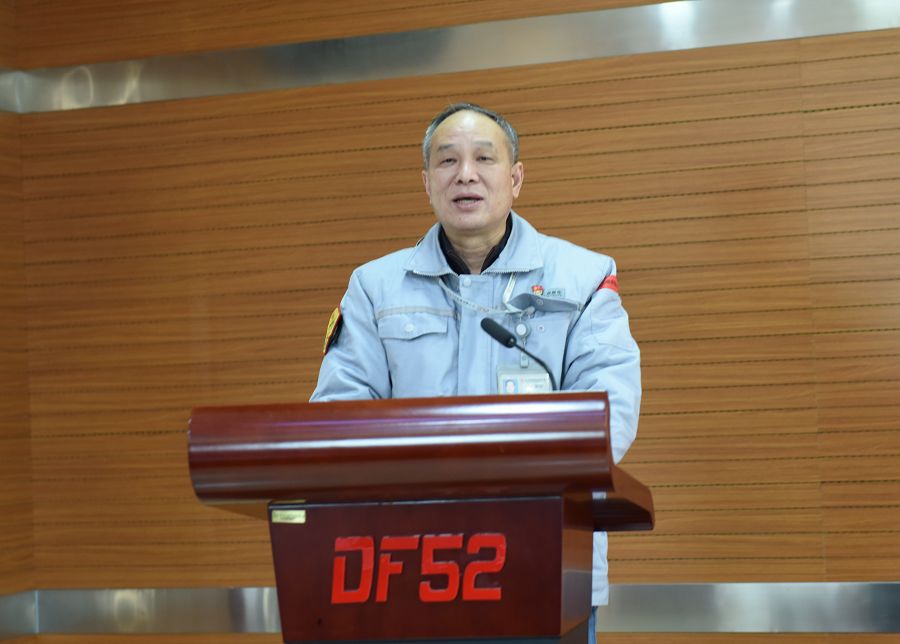 4949天空彩与你同行小说