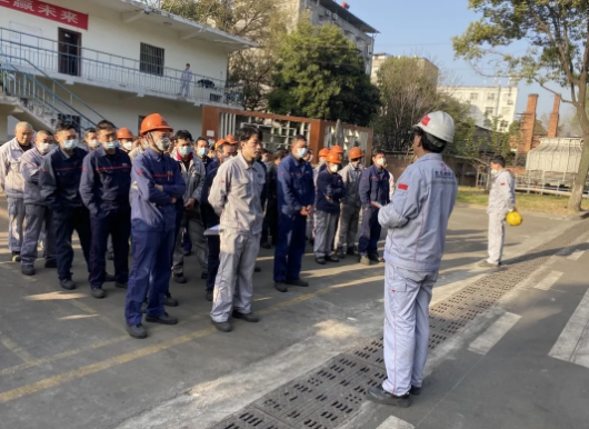4949天空彩与你同行小说