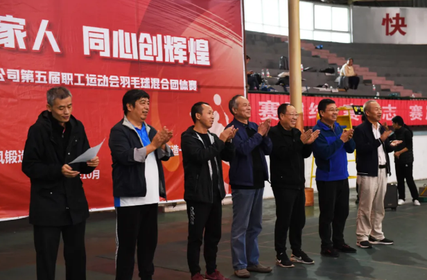 4949天空彩与你同行小说