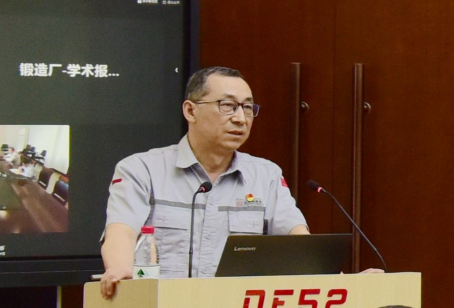 4949天空彩与你同行小说