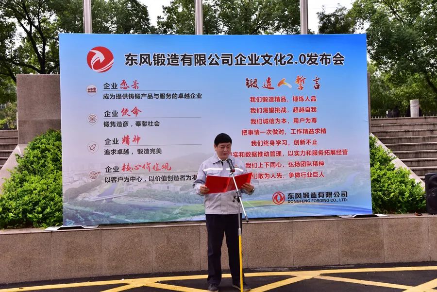 4949天空彩与你同行小说
