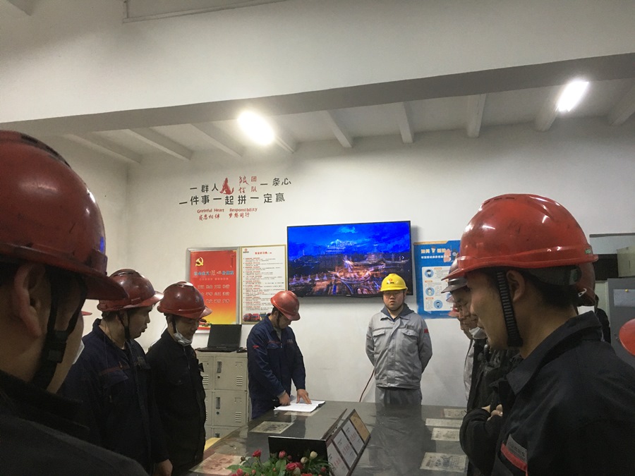 4949天空彩与你同行小说