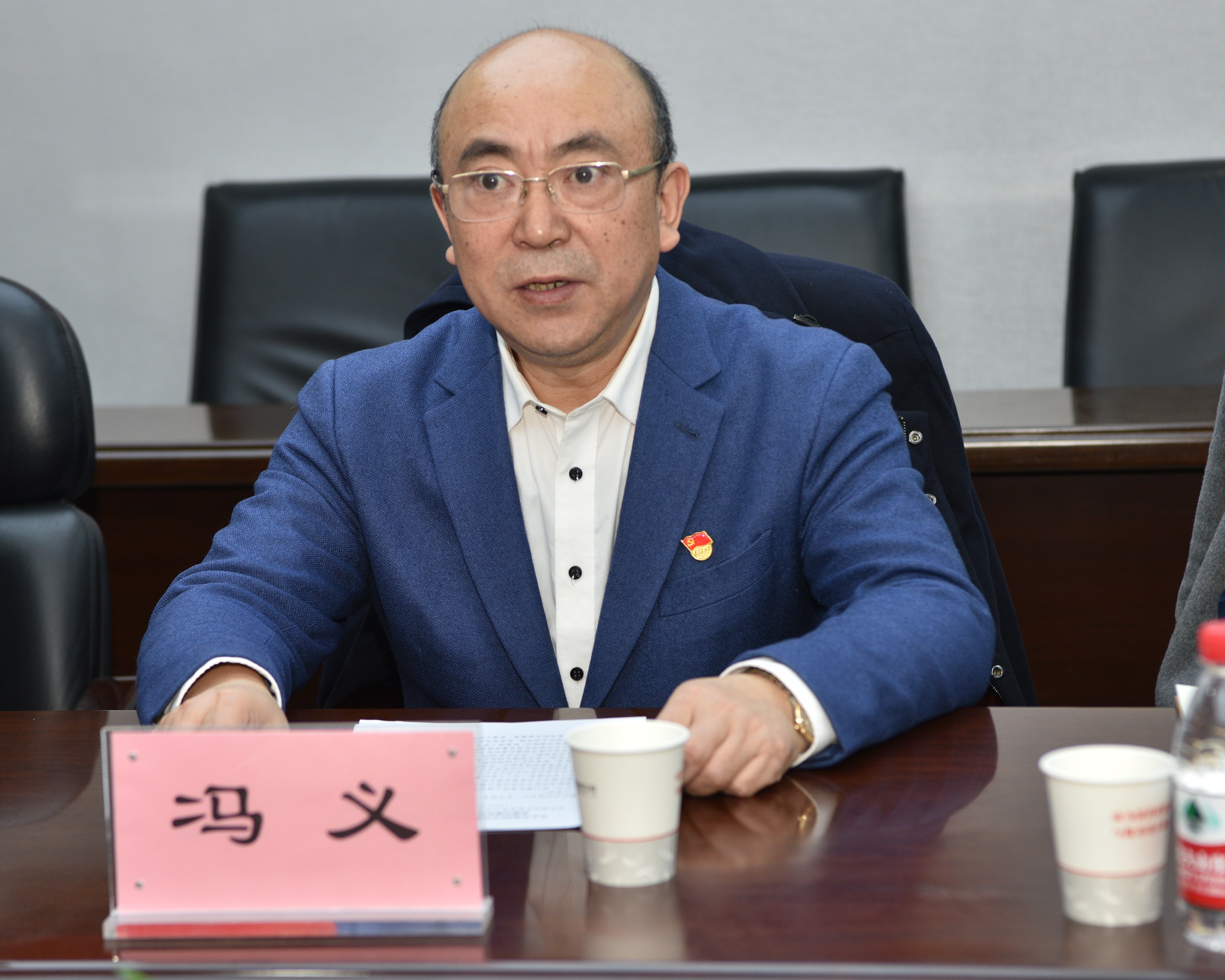 4949天空彩与你同行小说
